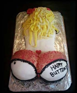 Chicago-Illinios-Blonde-Bombshell-Fancy-Bachelor-Butt-Cake